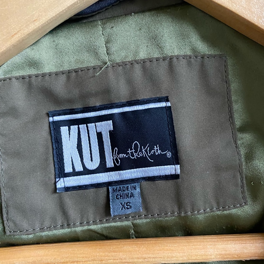 Green Quilted Jacket - Picture 4 of 4